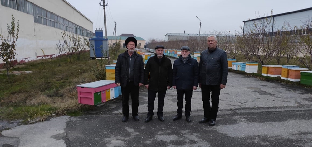 Отчет о поездке делегации Союза пчеловодов России в Узбекистан Отчет о поездке делегации Союза пчеловодов России в Узбекистан