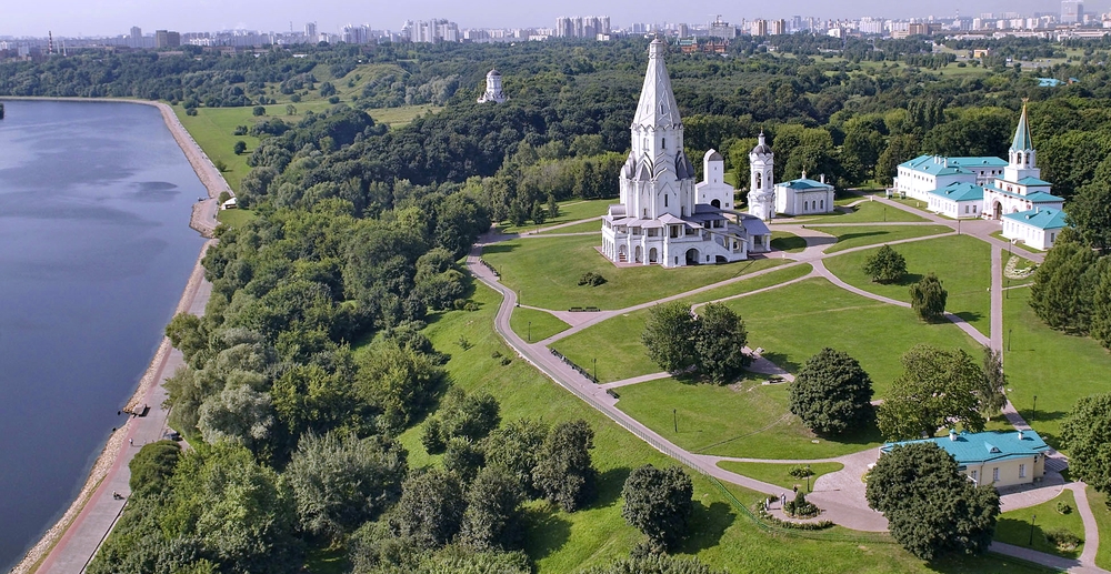 Летняя ярмарка меда в Коломенском 2018